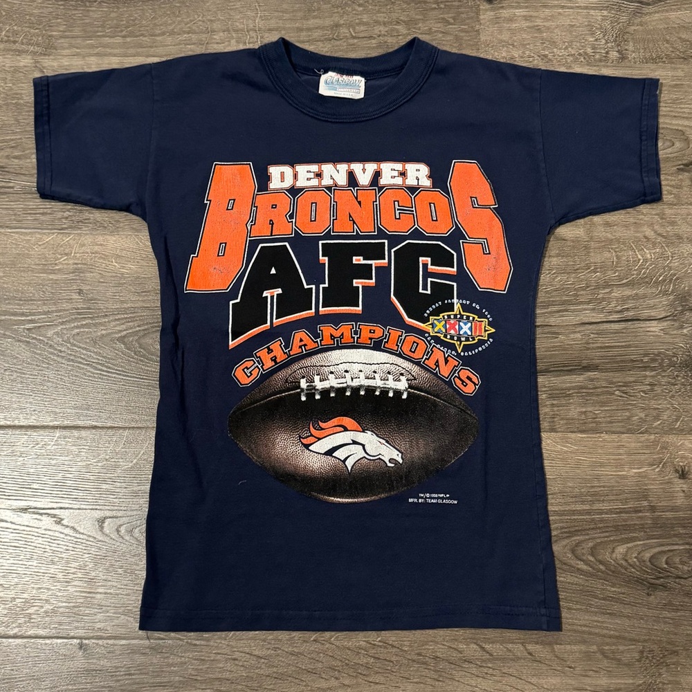 Vintage Denver Broncos Women’s Tee Shirt